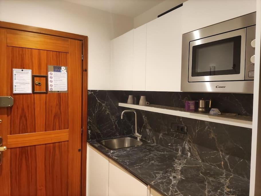 Porta Nuova Moscova: Cozy Apartment Near Duomo! ميلان المظهر الخارجي الصورة