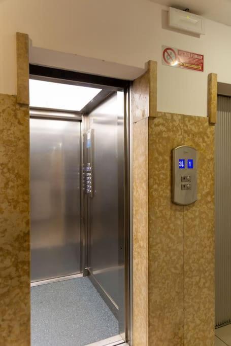 Porta Nuova Moscova: Cozy Apartment Near Duomo! ميلان المظهر الخارجي الصورة