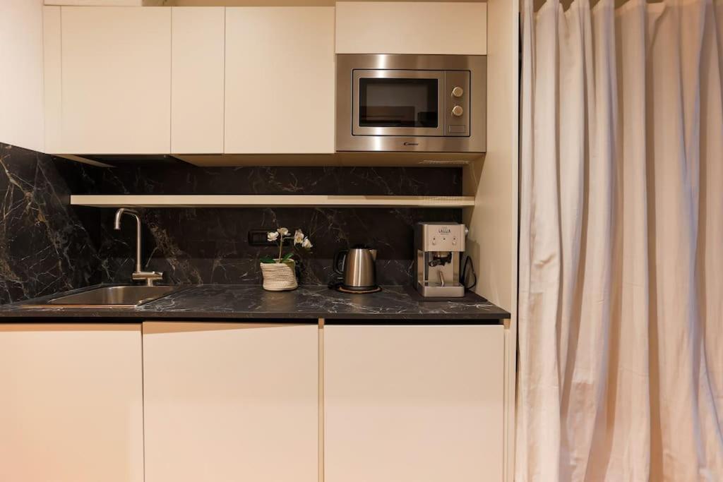 Porta Nuova Moscova: Cozy Apartment Near Duomo! ميلان المظهر الخارجي الصورة
