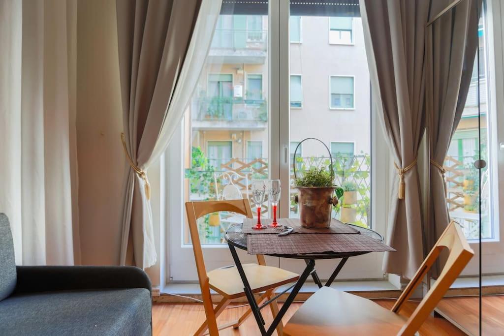 Porta Nuova Moscova: Cozy Apartment Near Duomo! ميلان المظهر الخارجي الصورة